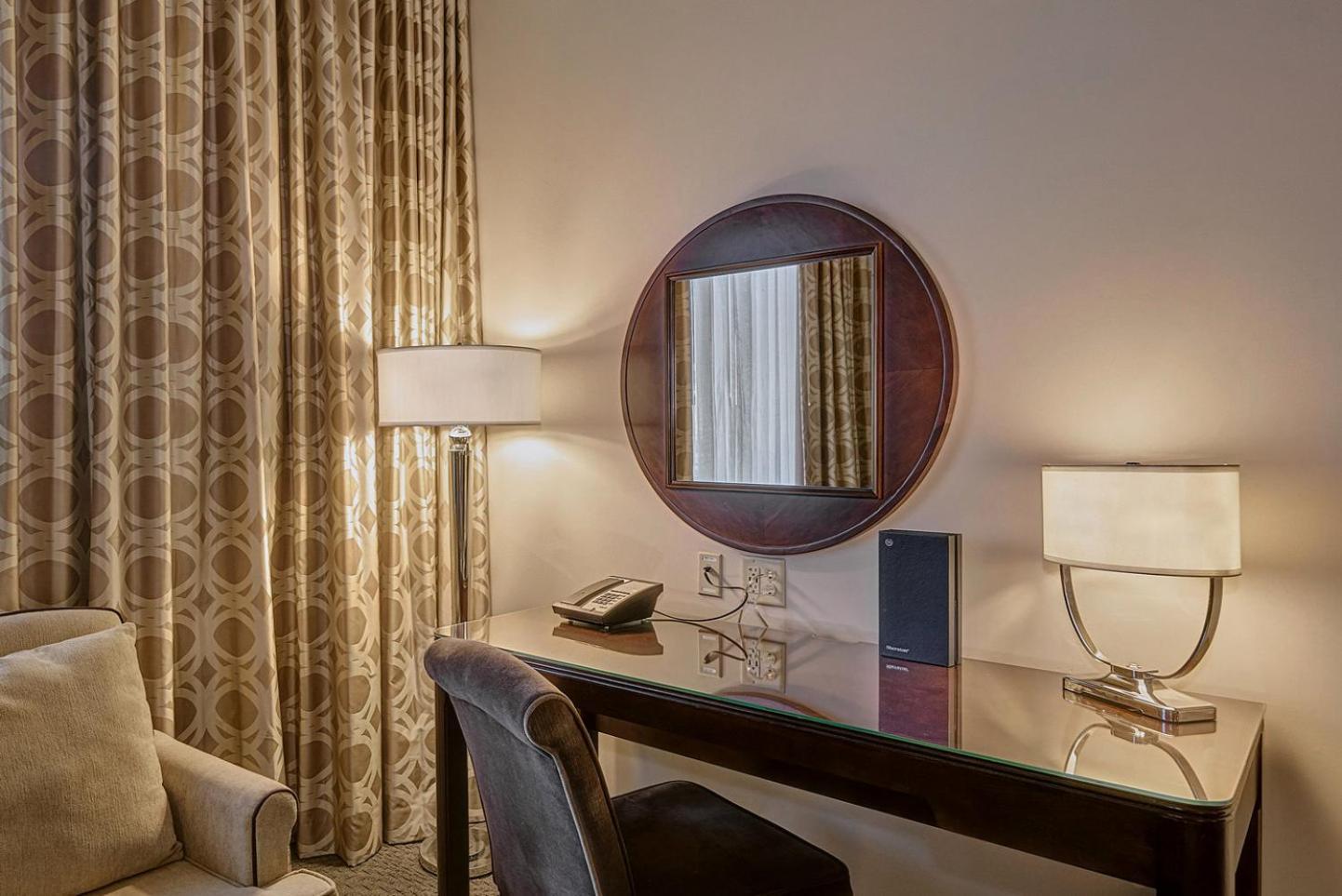 Sheraton Mesa Hotel at Wrigleyville West Esterno foto